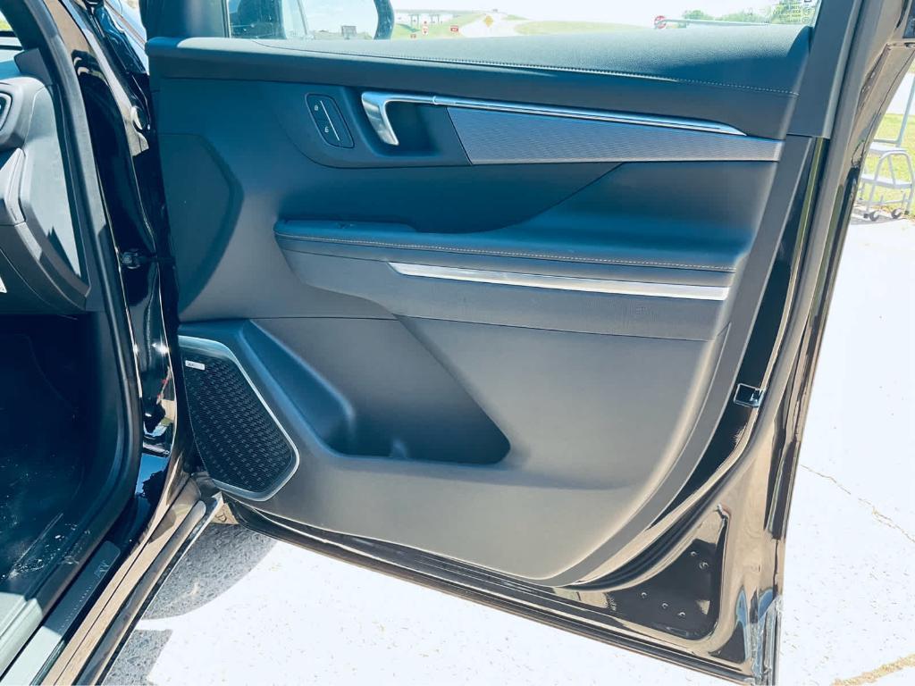 new 2025 Buick Enclave car, priced at $48,330