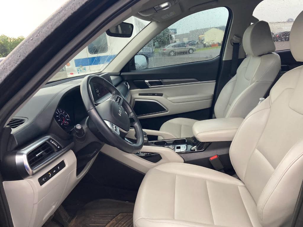 used 2022 Kia Telluride car, priced at $30,000