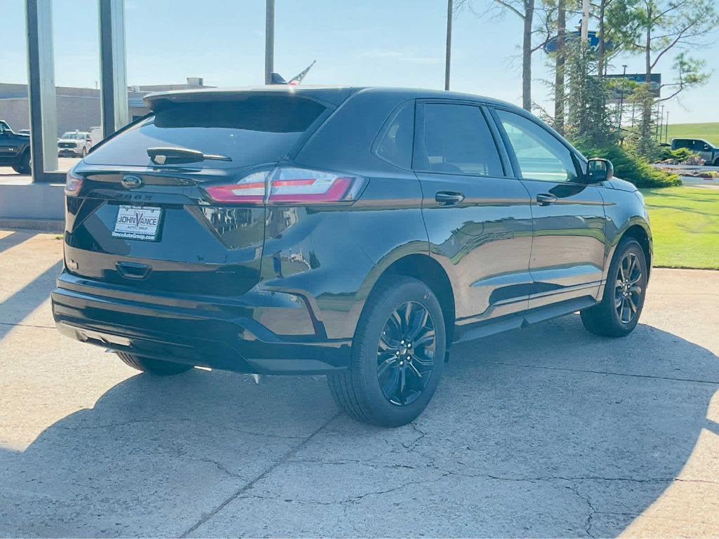 new 2024 Ford Edge car, priced at $38,355