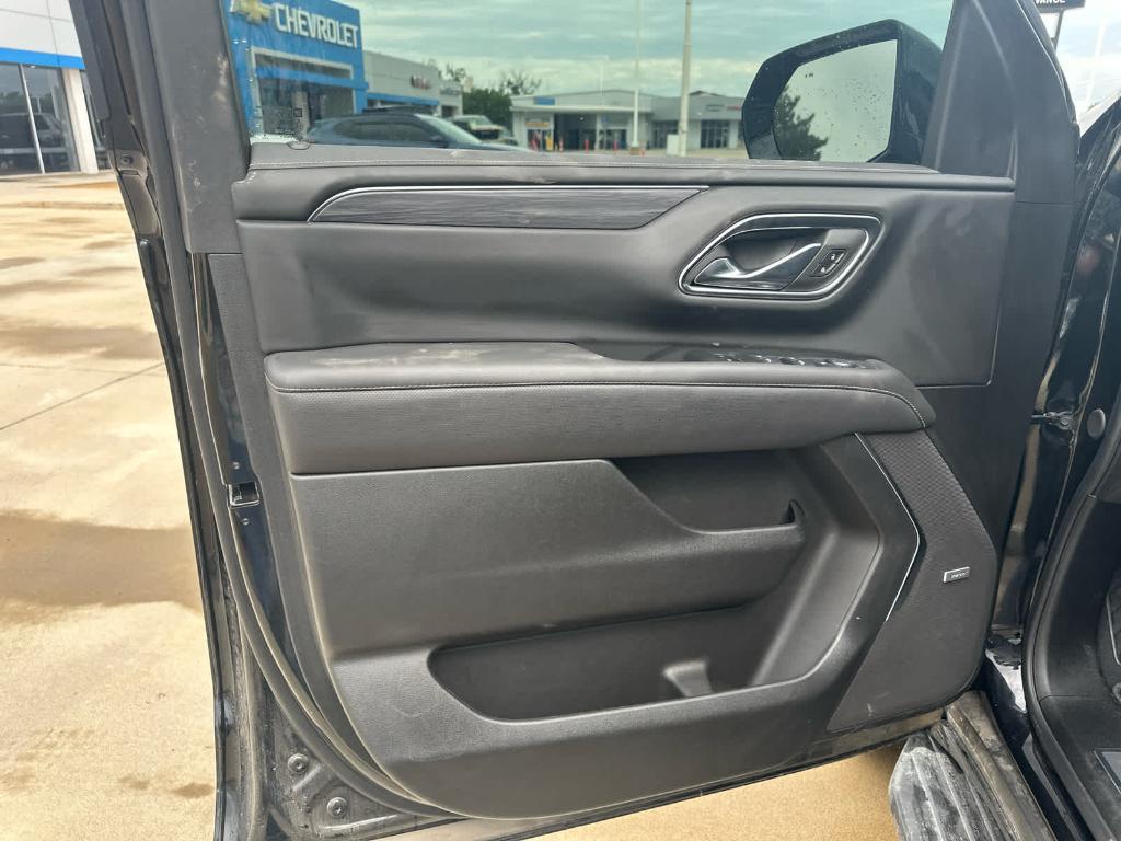 used 2024 GMC Yukon car, priced at $61,027