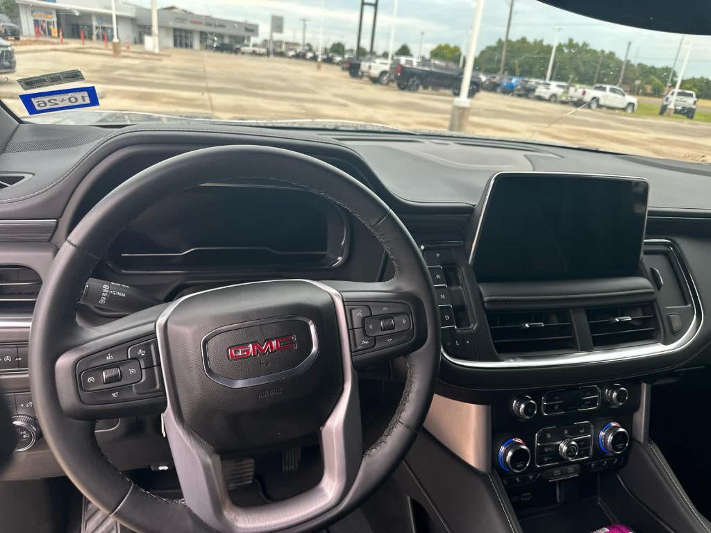 used 2024 GMC Yukon car, priced at $61,027