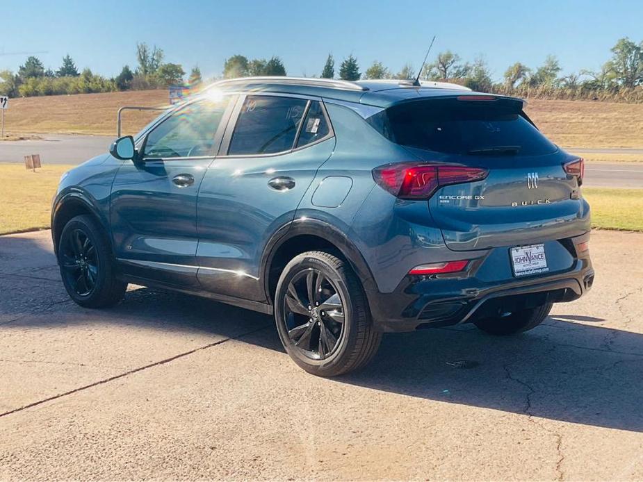 new 2025 Buick Encore GX car, priced at $30,130