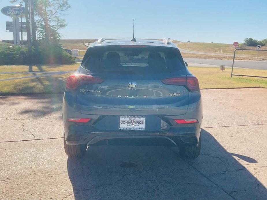 new 2025 Buick Encore GX car, priced at $30,130