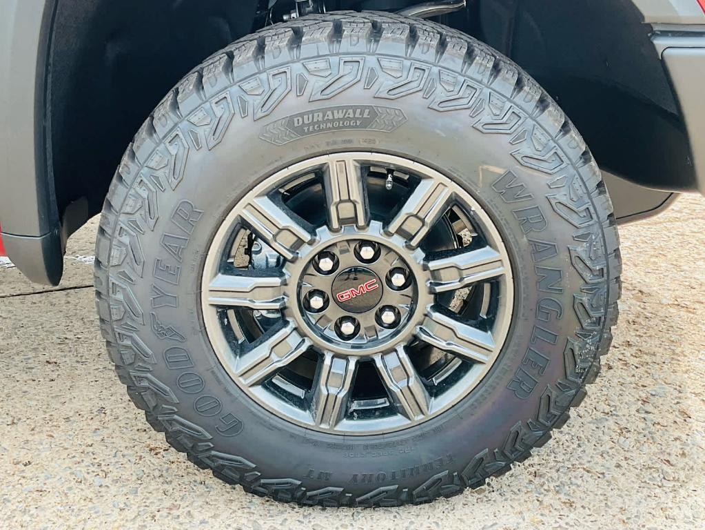 new 2025 GMC Sierra 1500 car, priced at $73,385