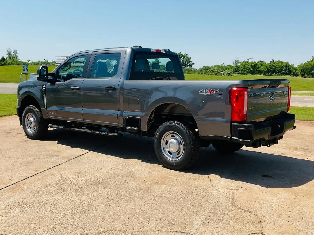 new 2025 Ford F-250 car, priced at $60,075