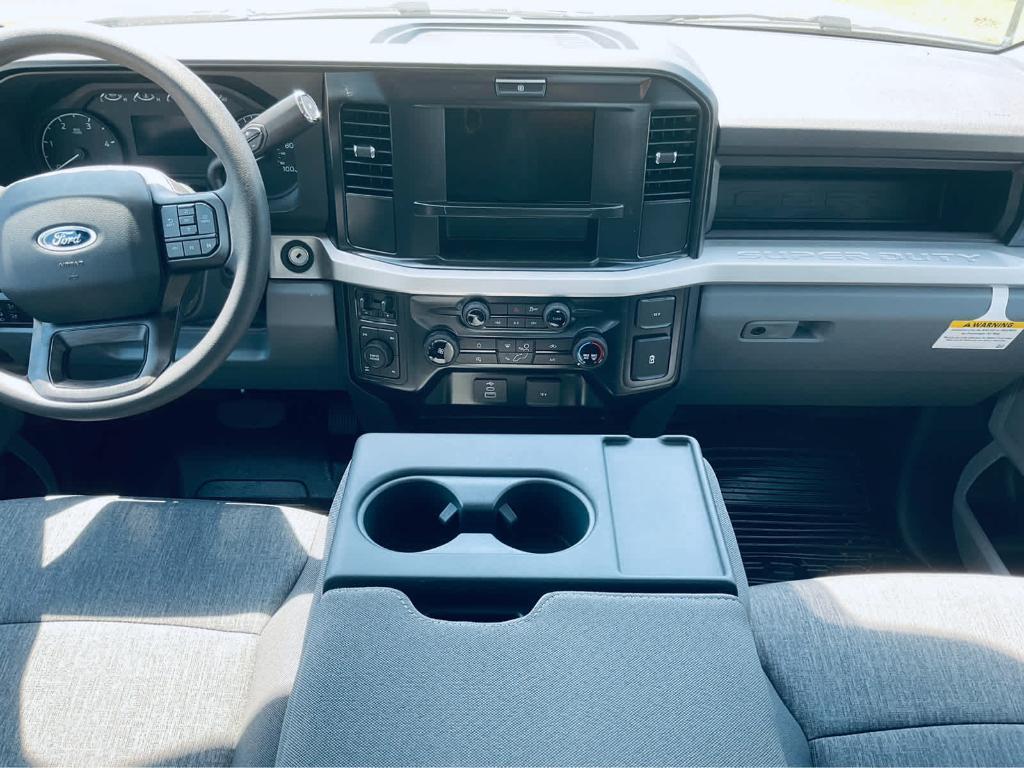 new 2025 Ford F-250 car, priced at $60,075