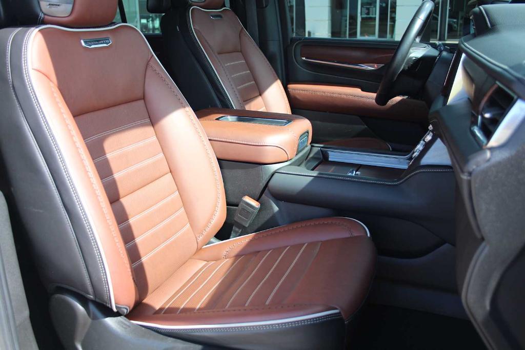 used 2023 GMC Yukon car, priced at $71,500