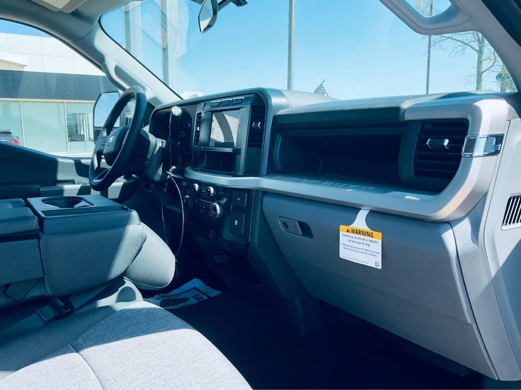 new 2024 Ford F-250 car, priced at $54,460