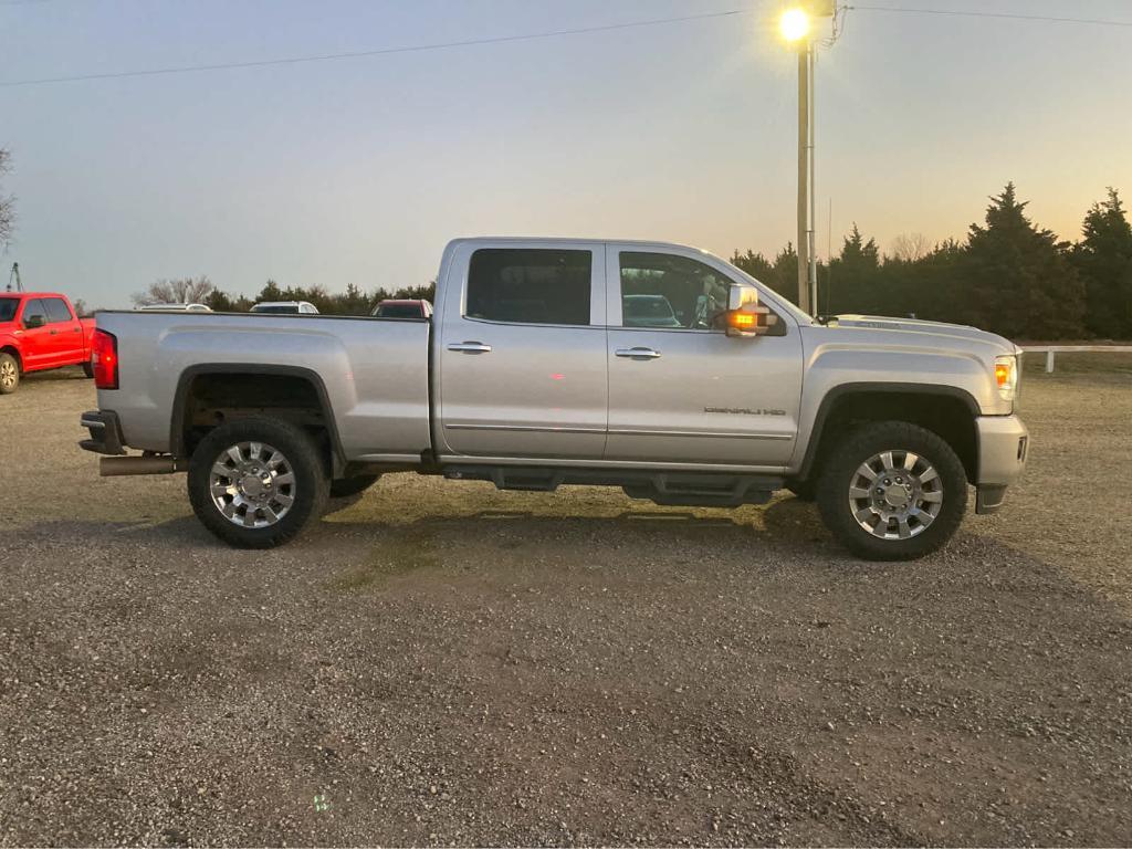 used 2019 GMC Sierra 2500 car, priced at $42,000