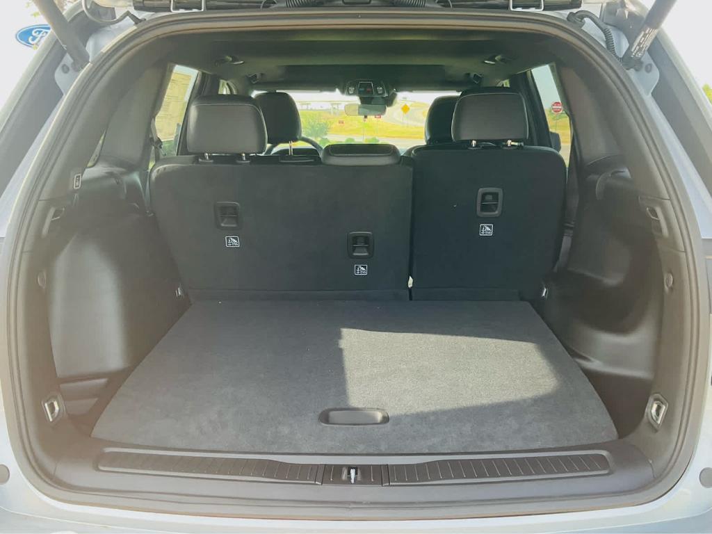 new 2025 Jeep Grand Cherokee car, priced at $41,499