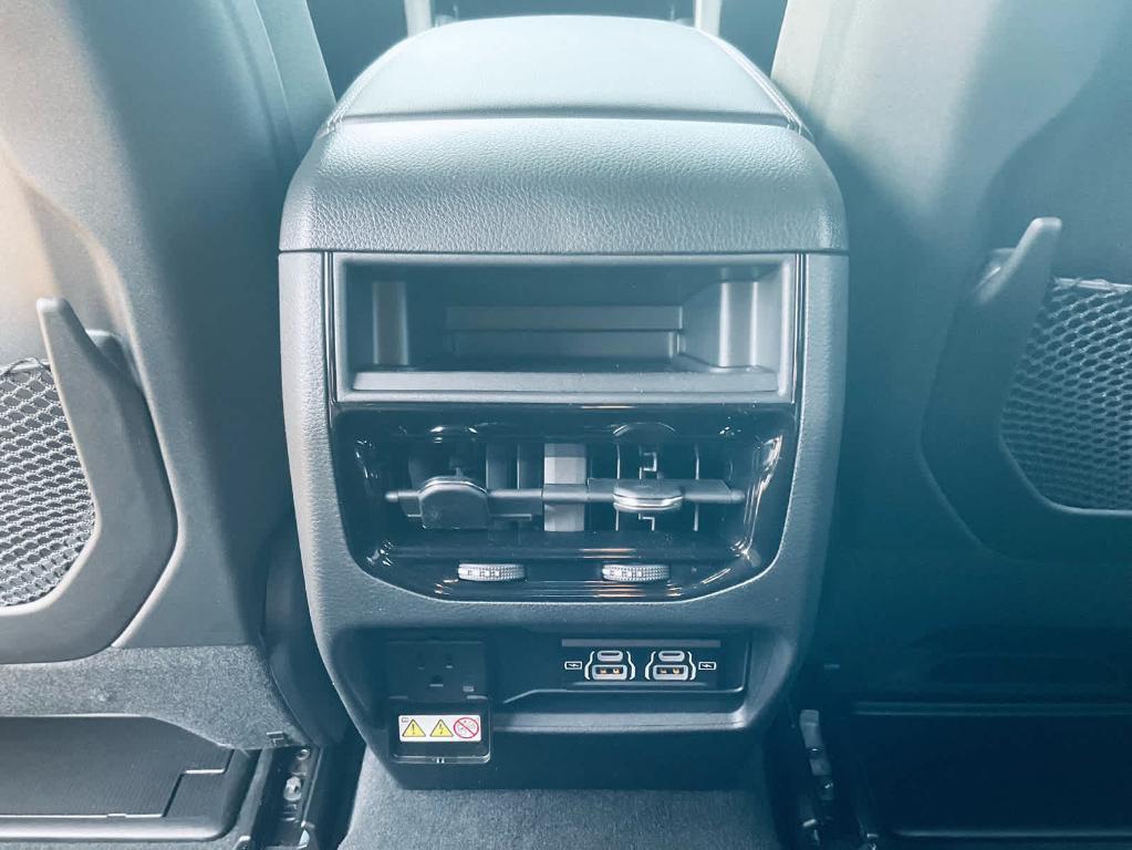 new 2025 Jeep Grand Cherokee car, priced at $41,499