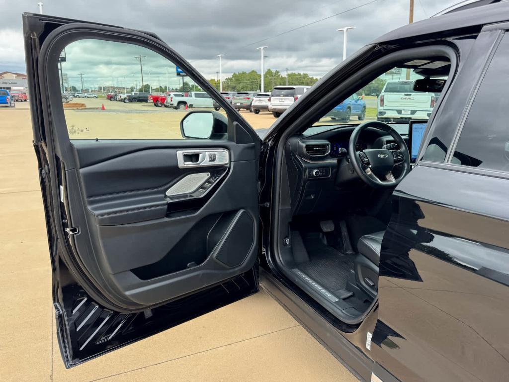 used 2022 Ford Explorer car, priced at $35,887