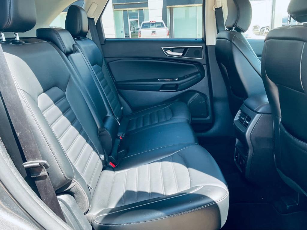 used 2015 Ford Edge car, priced at $13,000