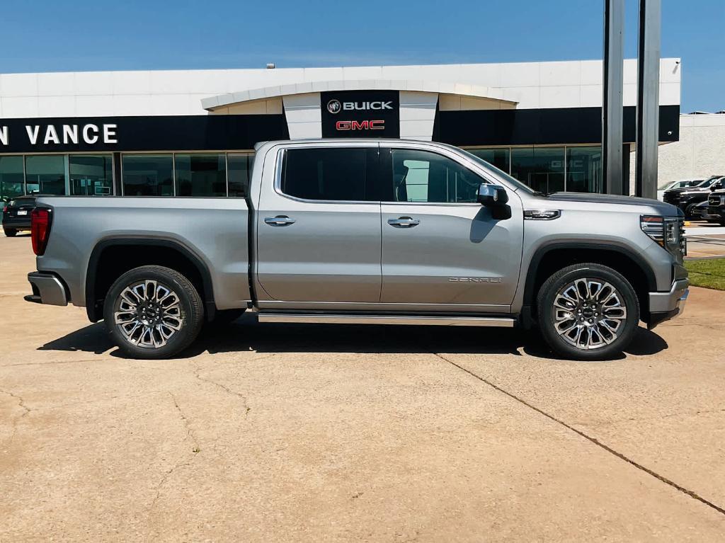 new 2025 GMC Sierra 1500 car, priced at $76,555