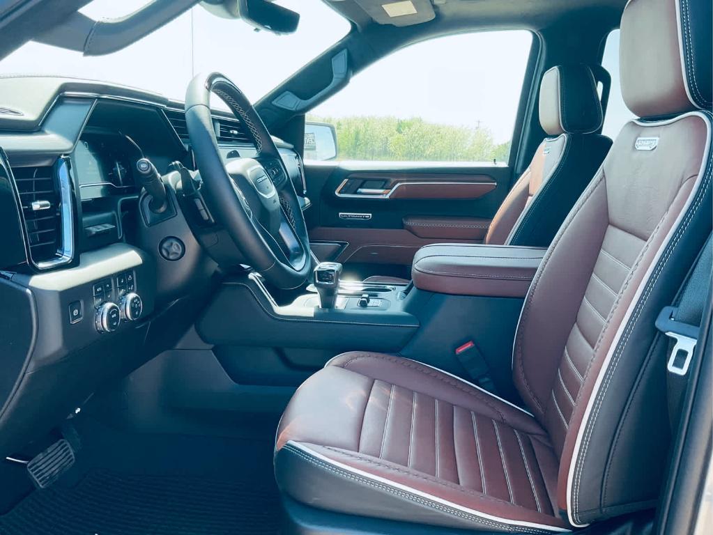 new 2025 GMC Sierra 1500 car, priced at $76,555