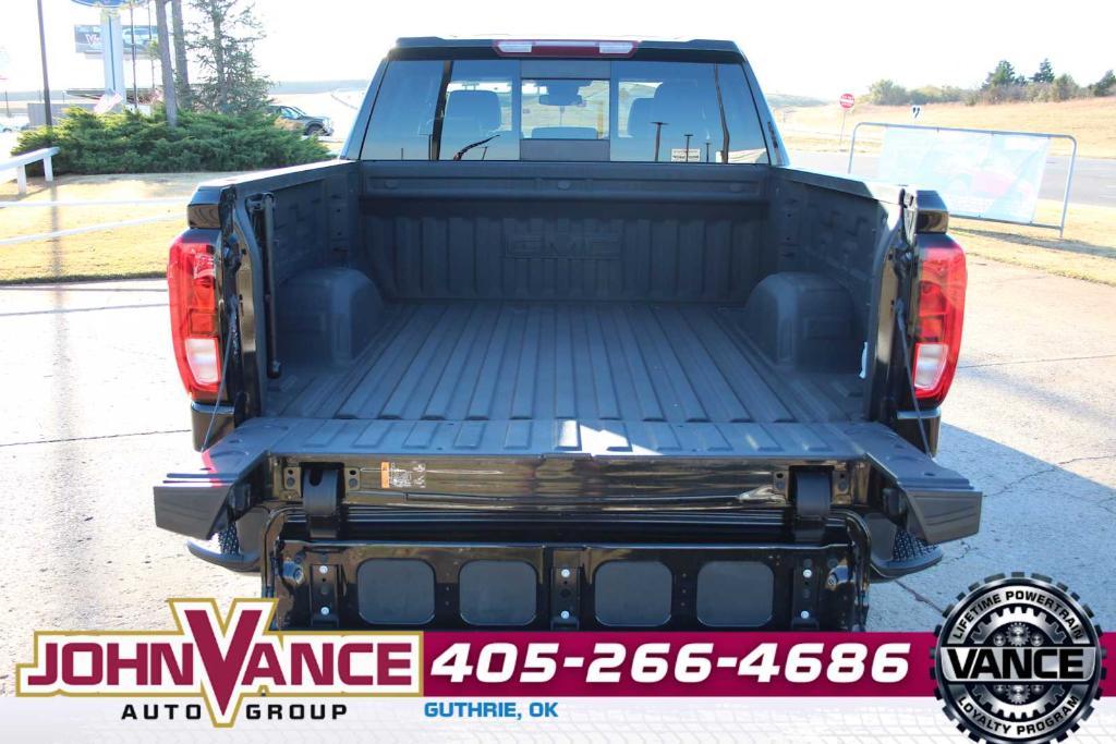 used 2023 GMC Sierra 1500 car, priced at $44,000
