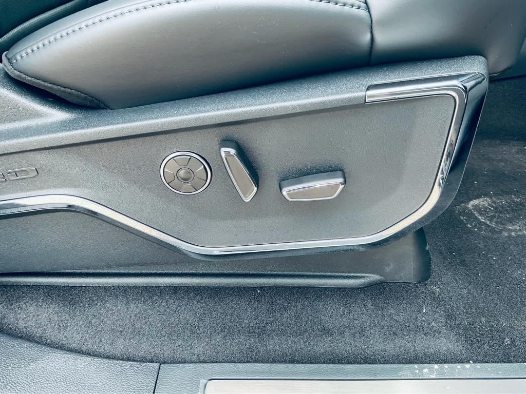 new 2025 Ford F-150 car, priced at $69,271