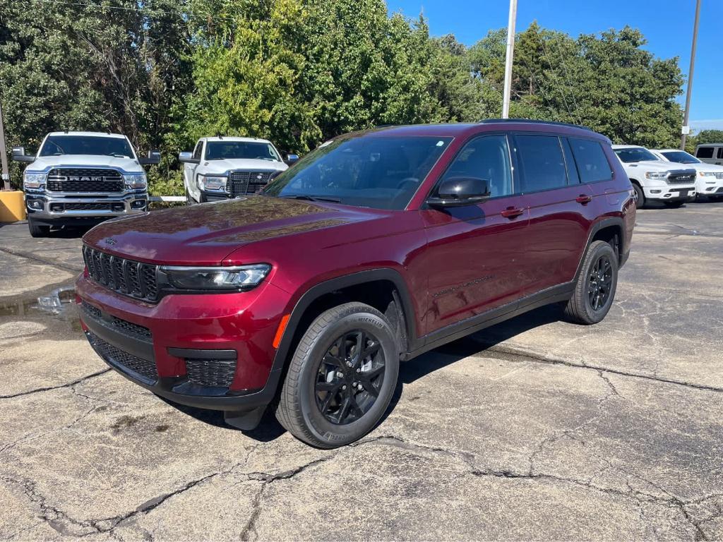 new 2025 Jeep Grand Cherokee L car, priced at $44,230