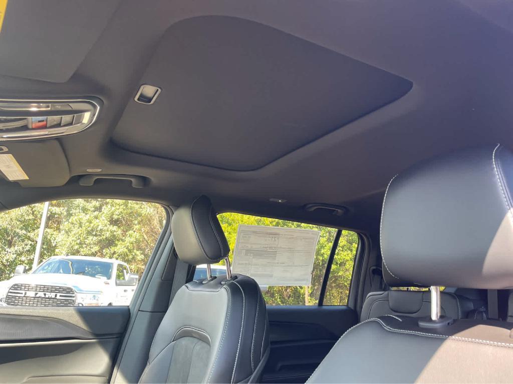 new 2025 Jeep Grand Cherokee L car, priced at $44,230