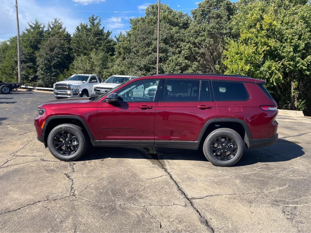 new 2025 Jeep Grand Cherokee L car, priced at $44,230