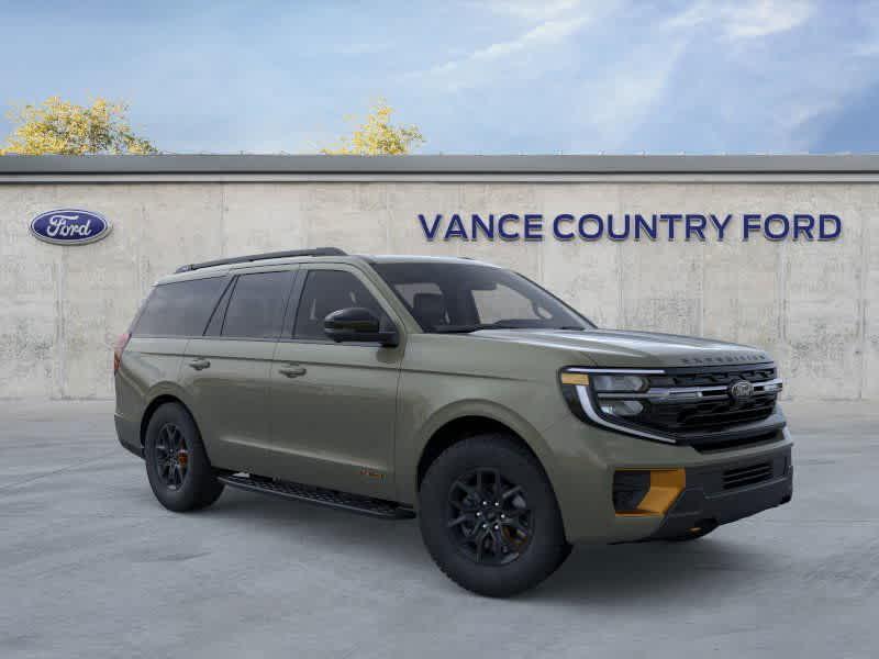new 2025 Ford Expedition car, priced at $82,045