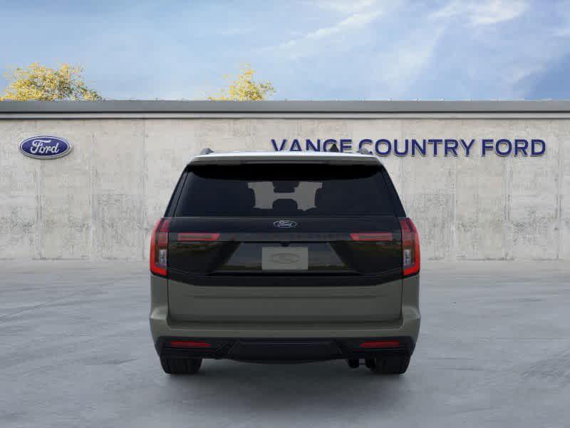new 2025 Ford Expedition car, priced at $82,045