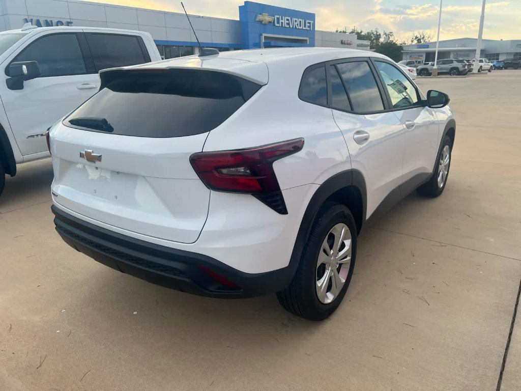 used 2024 Chevrolet Trax car, priced at $21,703