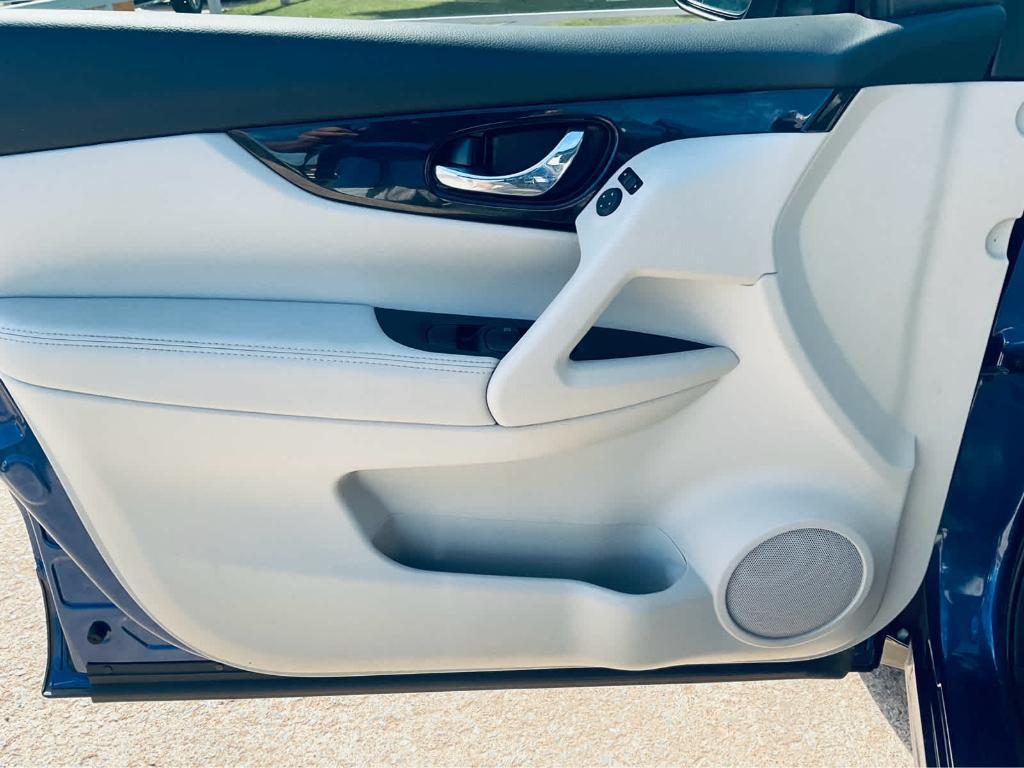 used 2021 Nissan Rogue Sport car, priced at $21,000