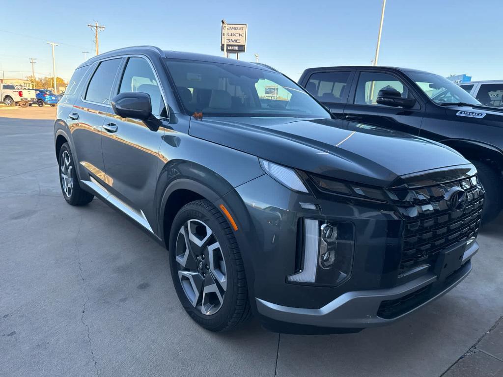 used 2023 Hyundai Palisade car, priced at $40,649