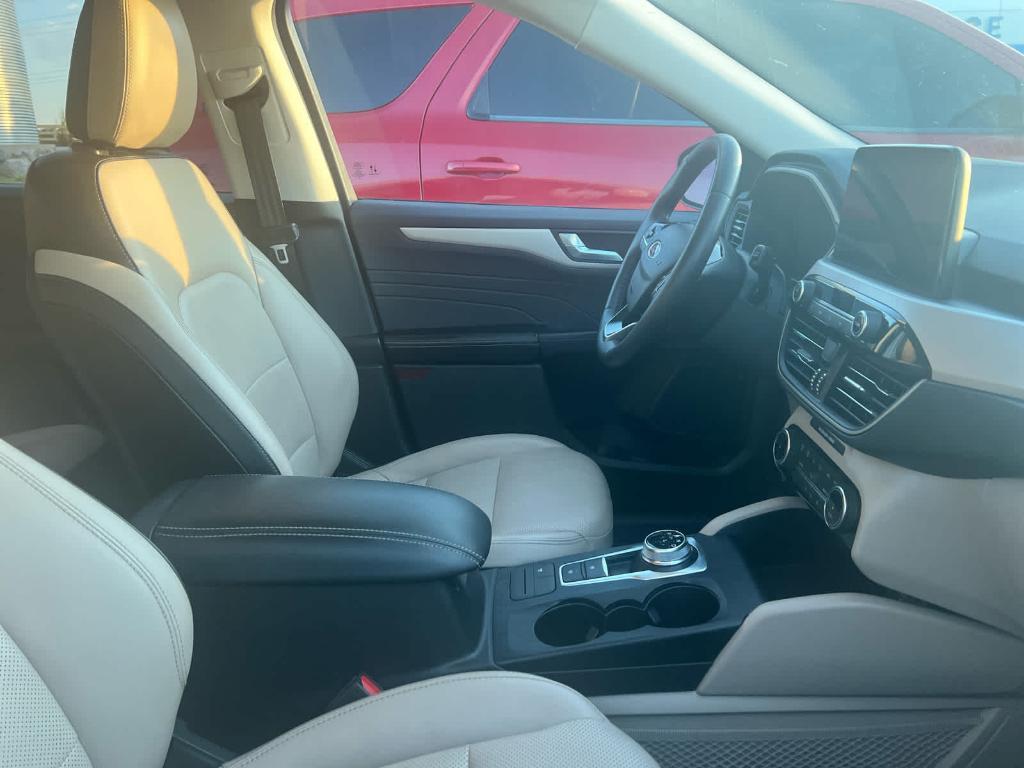 used 2022 Ford Escape car, priced at $15,997