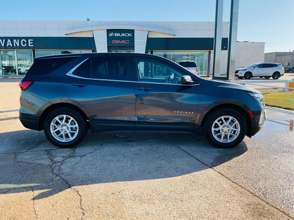used 2022 Chevrolet Equinox car, priced at $21,500
