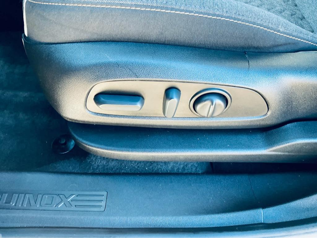 used 2022 Chevrolet Equinox car, priced at $21,500
