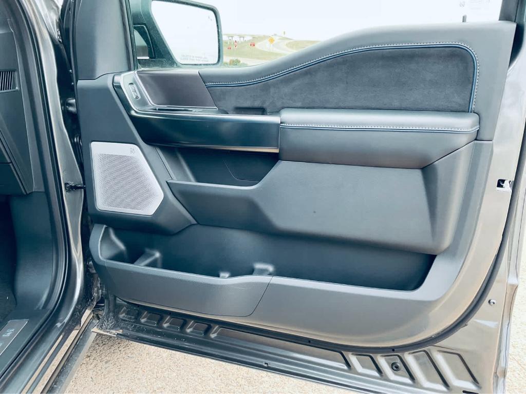 new 2025 Ford F-150 car, priced at $75,060