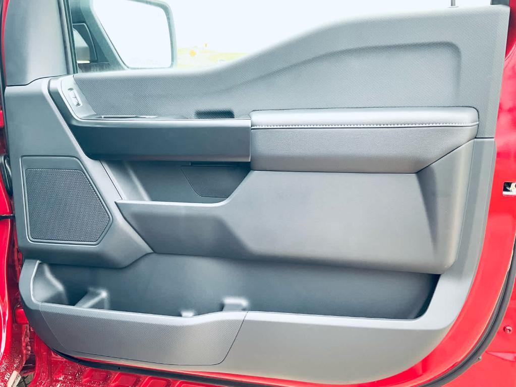 new 2025 Ford F-150 car, priced at $52,970