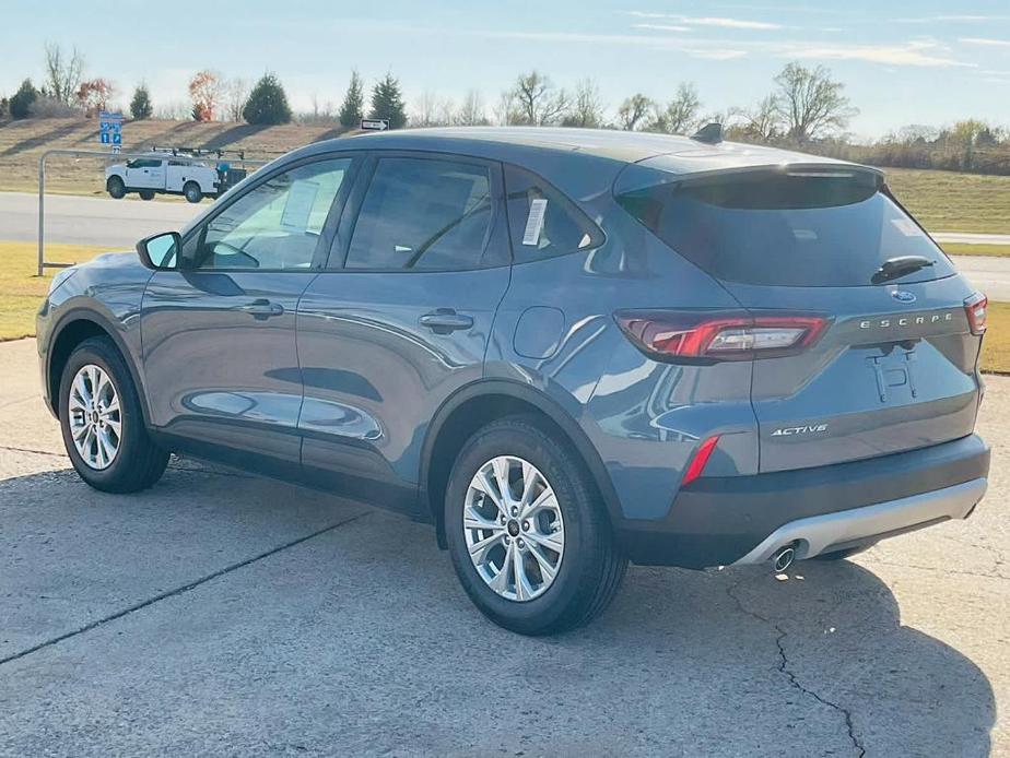 new 2025 Ford Escape car, priced at $29,825