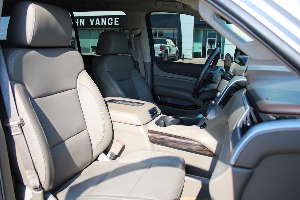 used 2016 GMC Yukon car, priced at $17,850
