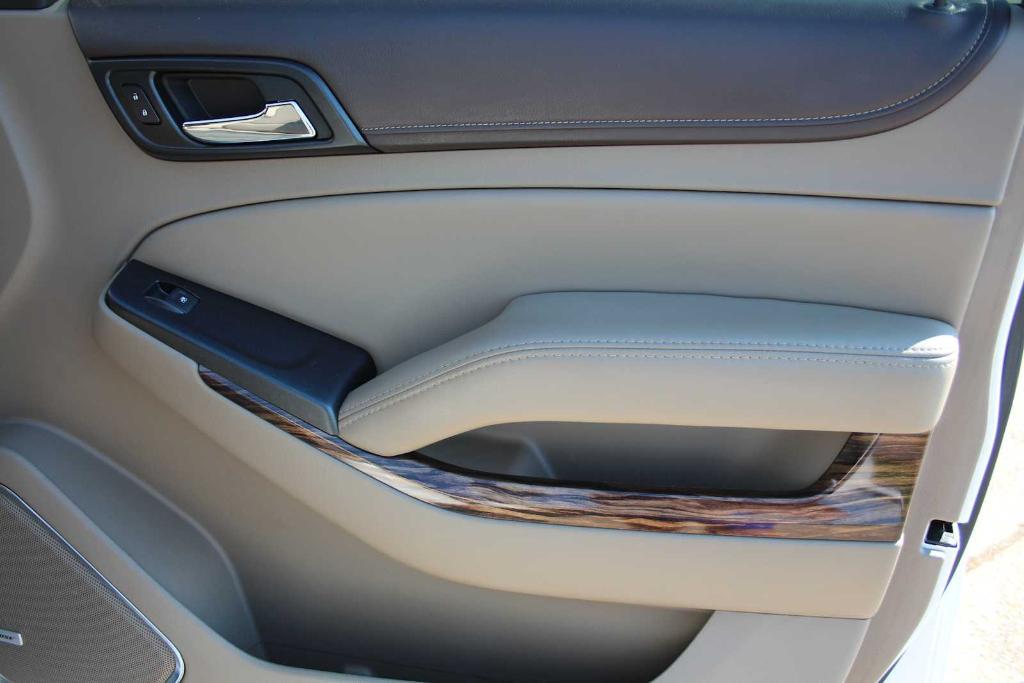 used 2016 GMC Yukon car, priced at $17,850