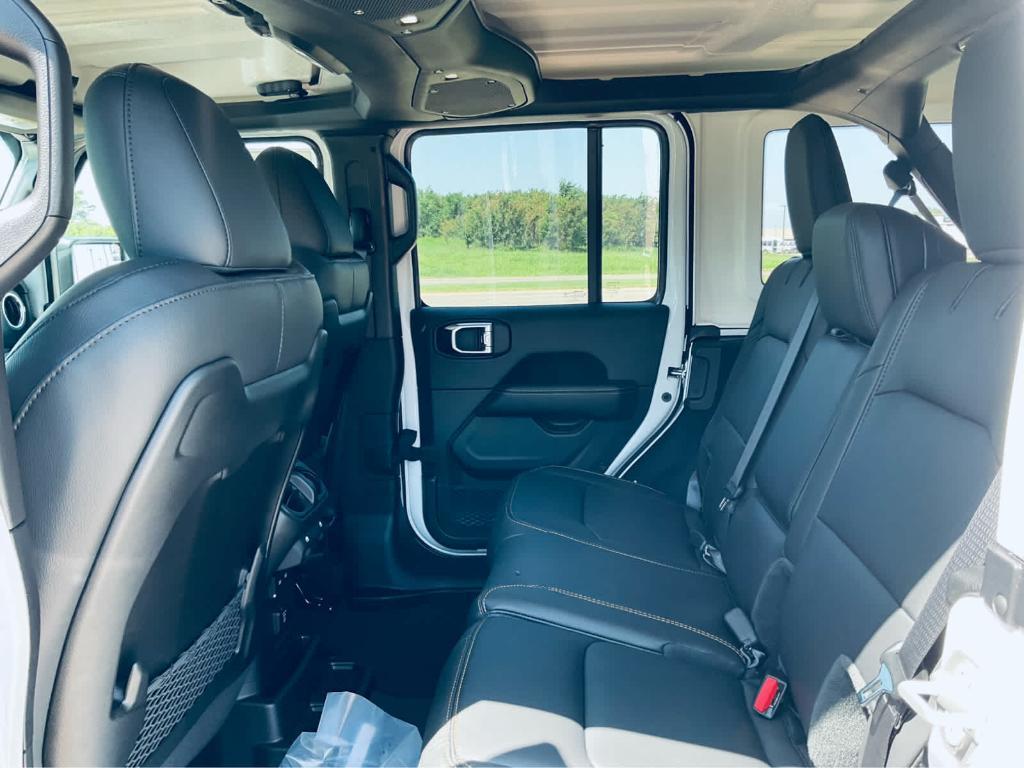 new 2025 Jeep Wrangler car, priced at $49,610