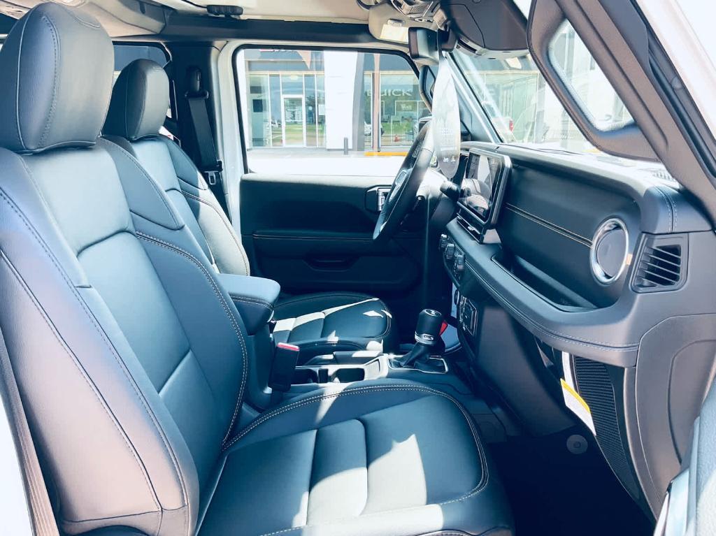 new 2025 Jeep Wrangler car, priced at $49,610