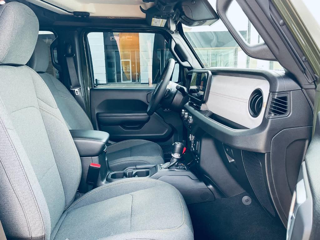used 2024 Jeep Gladiator car, priced at $40,750