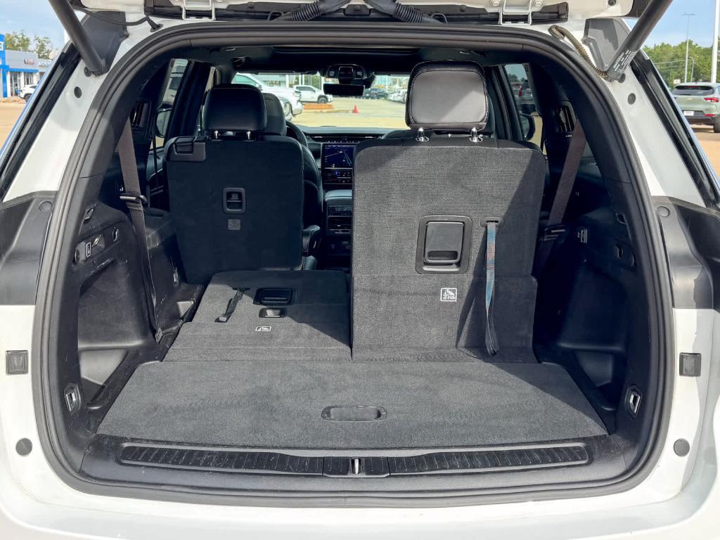 used 2024 Jeep Grand Cherokee L car, priced at $35,000