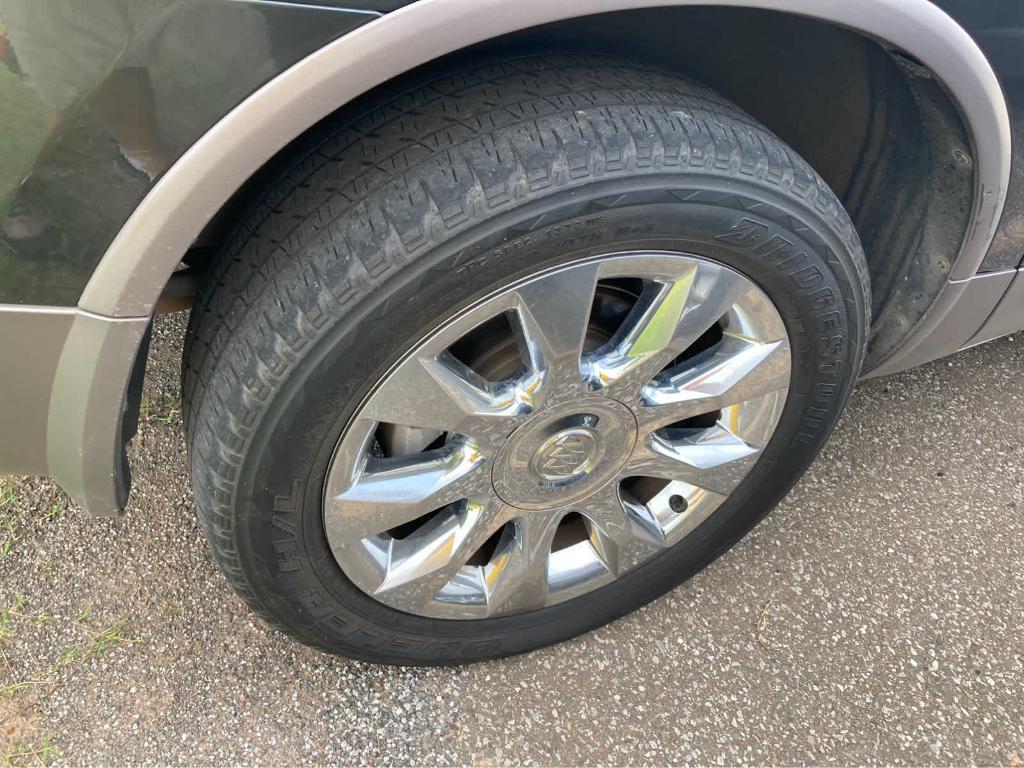 used 2012 Buick Enclave car, priced at $8,000