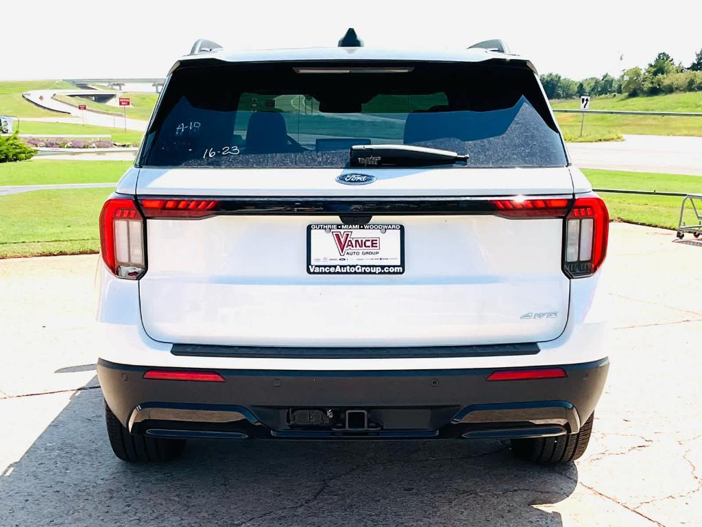 new 2025 Ford Explorer car, priced at $53,265