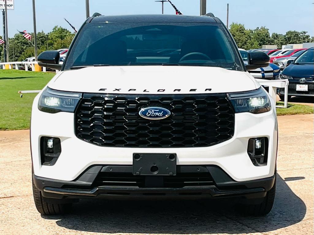 new 2025 Ford Explorer car, priced at $53,265