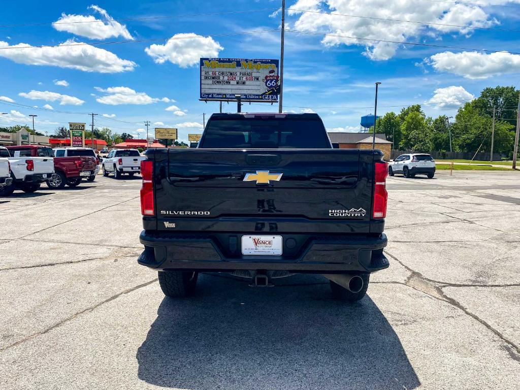 used 2024 Chevrolet Silverado 3500 car, priced at $72,387