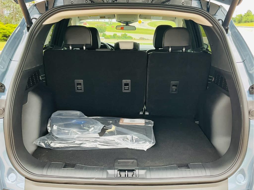 new 2025 Ford Escape car, priced at $33,252