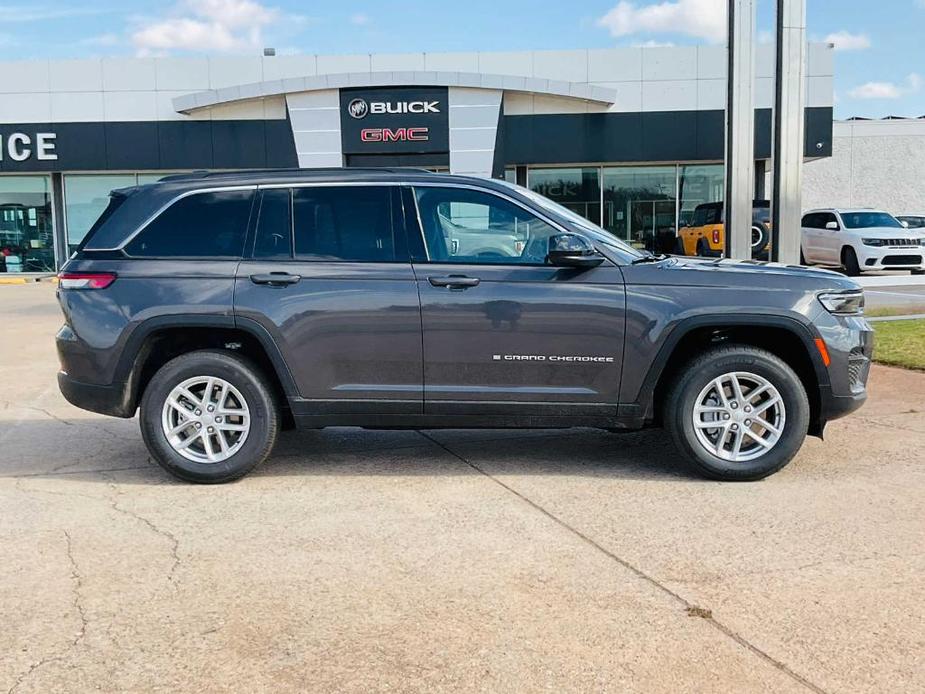 new 2024 Jeep Grand Cherokee car, priced at $39,970