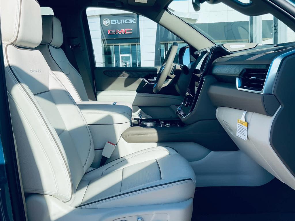 new 2025 GMC Yukon car, priced at $84,735