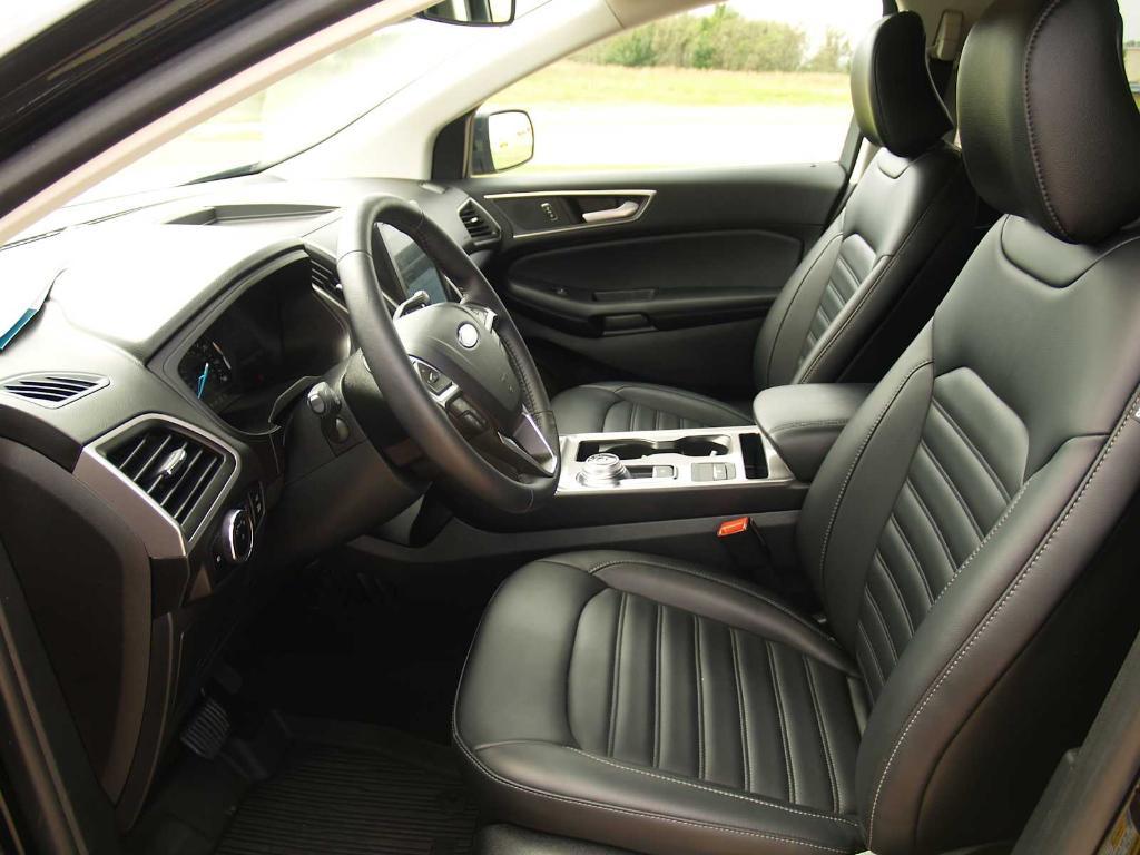 used 2024 Ford Edge car, priced at $29,500
