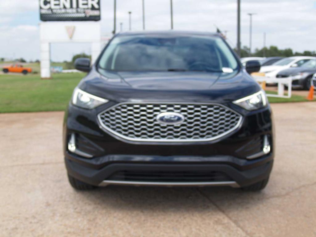 used 2024 Ford Edge car, priced at $29,500